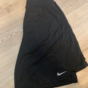 Black Nike Men's Dri Fit Shorts - Large